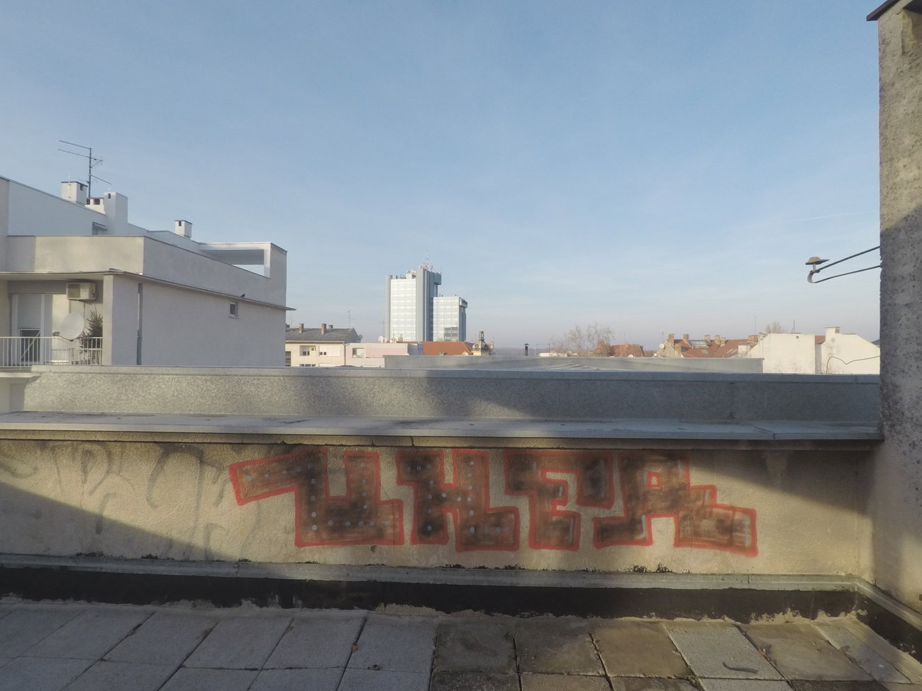 Graffiti Wall - Photo by pannonian - Uher