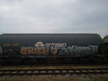 Graffiti Wall - Photo by pannonian - sray, zonke, zonke73