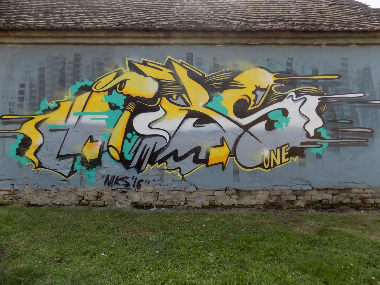 Graffiti Wall - Photo by pannonian - Niks