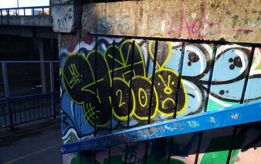 Graffiti Wall - Photo by pannonian - uh, uhone, throwup