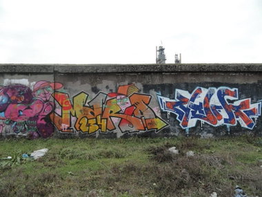 Graffiti Wall - Photo by pannonian - Mario234, Ups, Heir (2011)