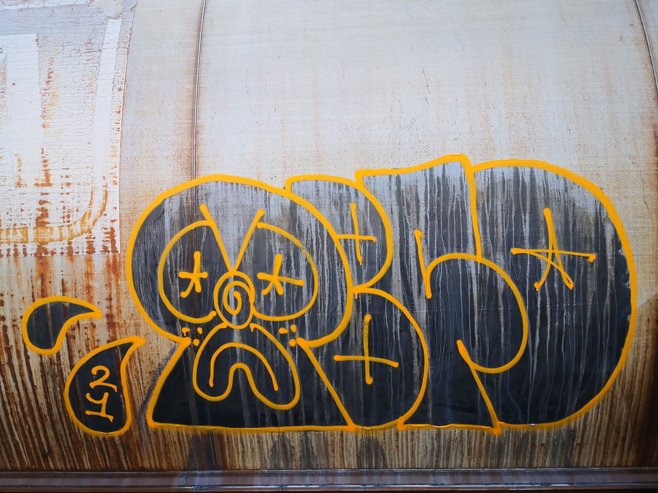 Graffiti Train - Photo by pannonian - tbfd