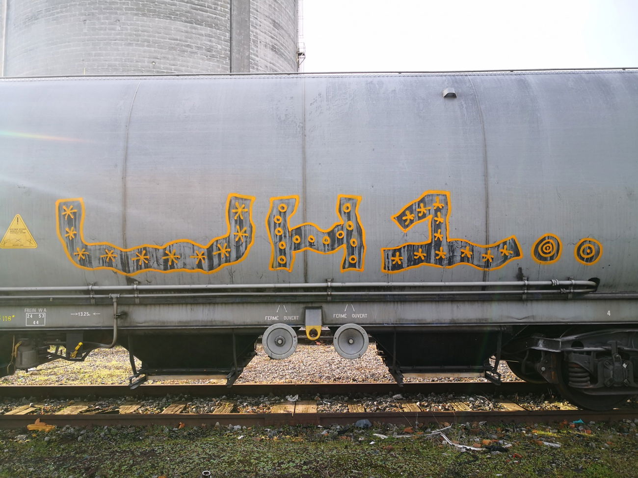 Graffiti Train - Photo by pannonian - uh, uhone