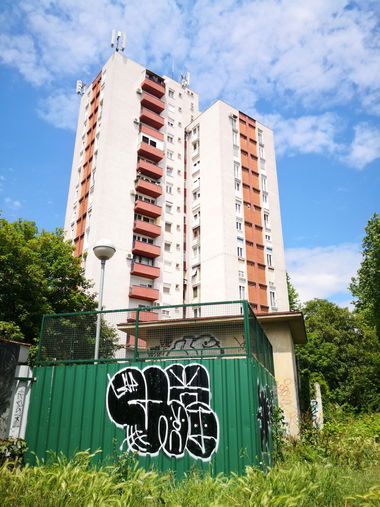 Graffiti Wall - Photo by pannonian - uh, graffiti, throwup
