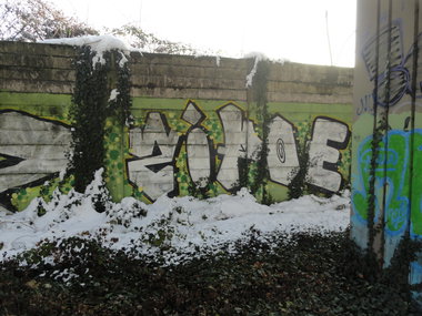 Graffiti Wall - Photo by pannonian - Zipoe