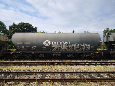 Graffiti Wall - Photo by pannonian - zonke73