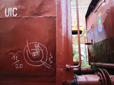 Graffiti Train - Photo by pannonian - uh, uhone, moniker