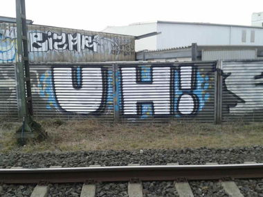 Graffiti Bombing - Photo by pannonian - Uh
