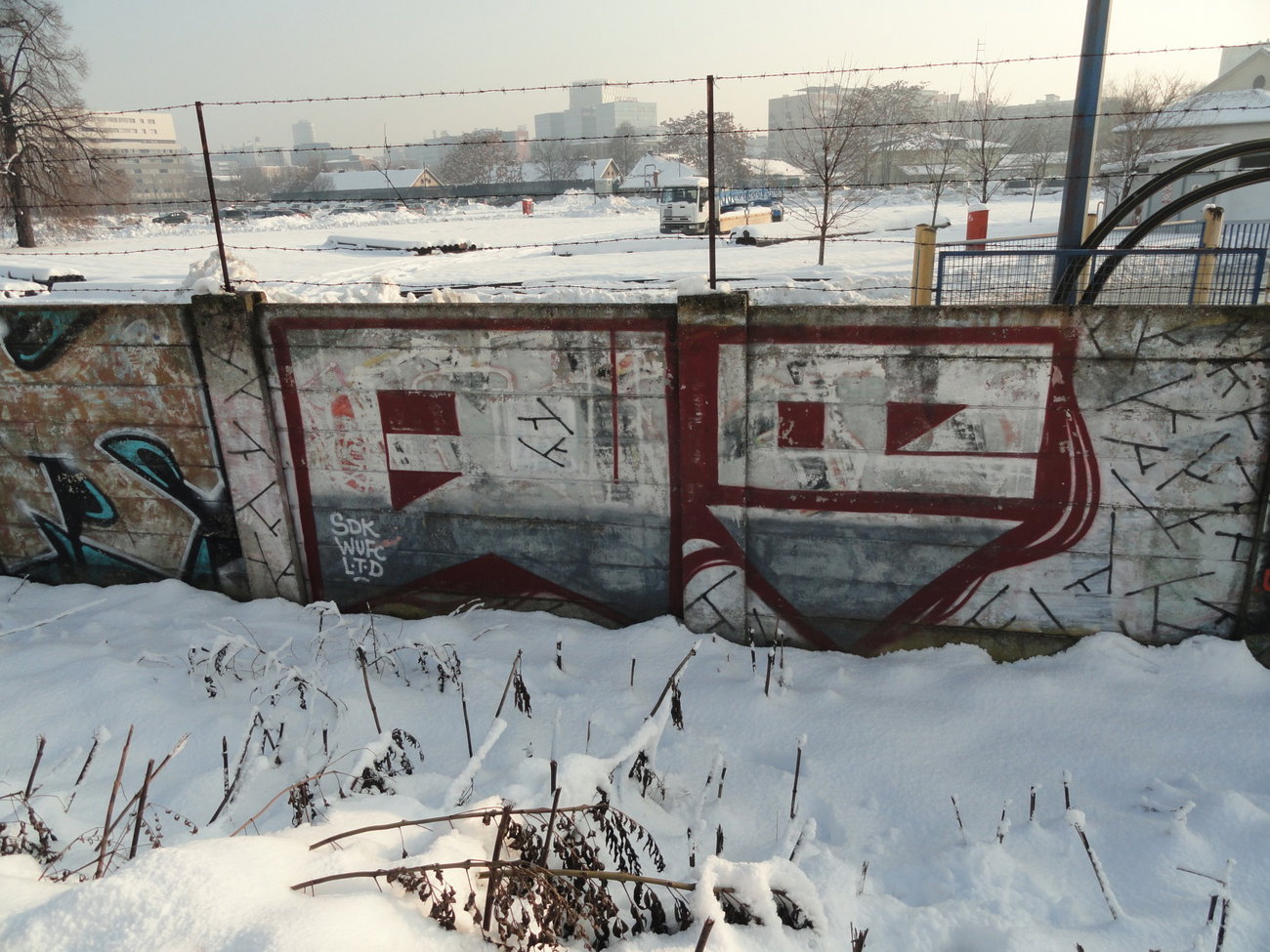 Graffiti Wall - Photo by pannonian - Gues