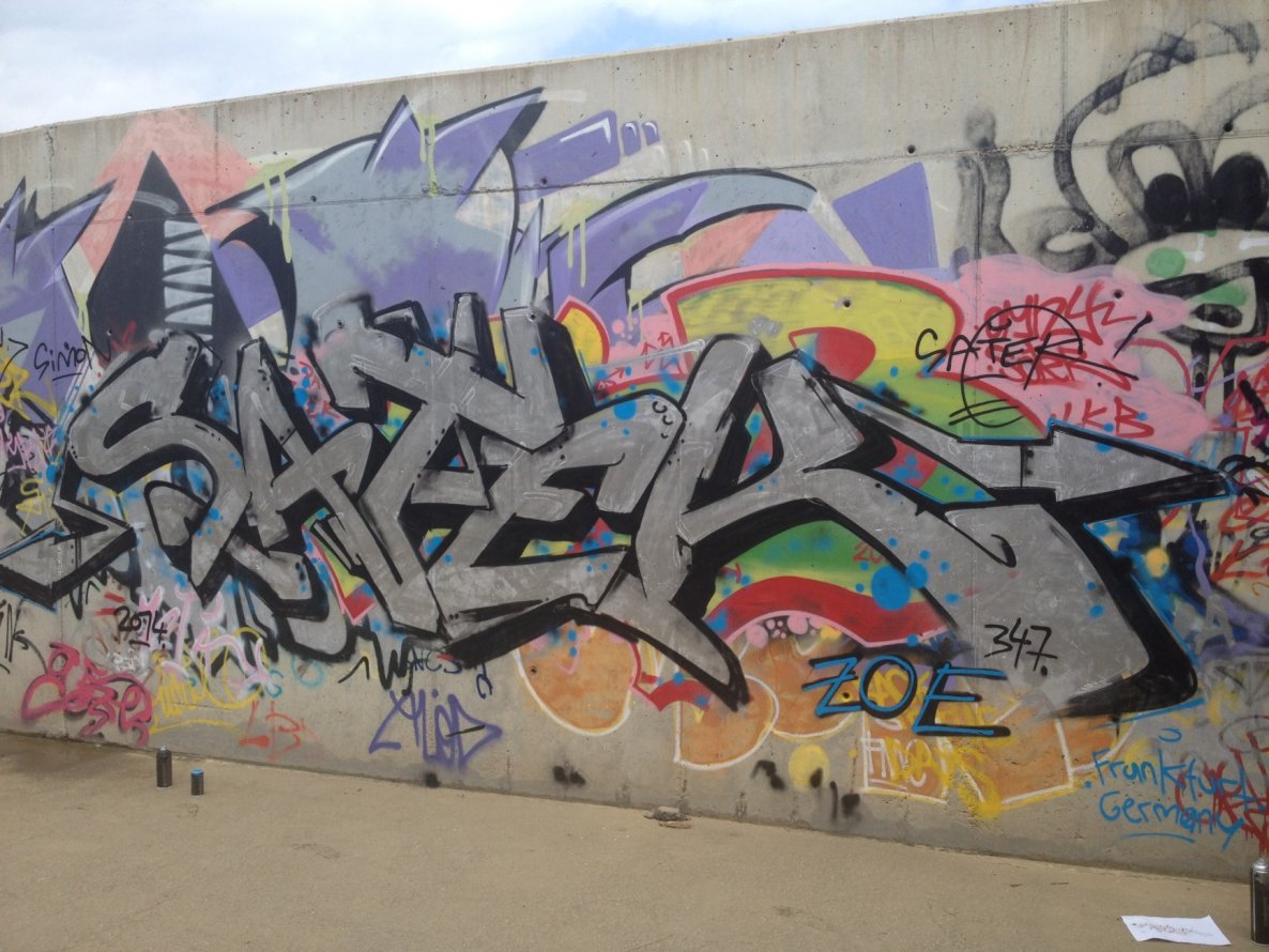 Graffiti Wall - Photo by panzerknacker - satek