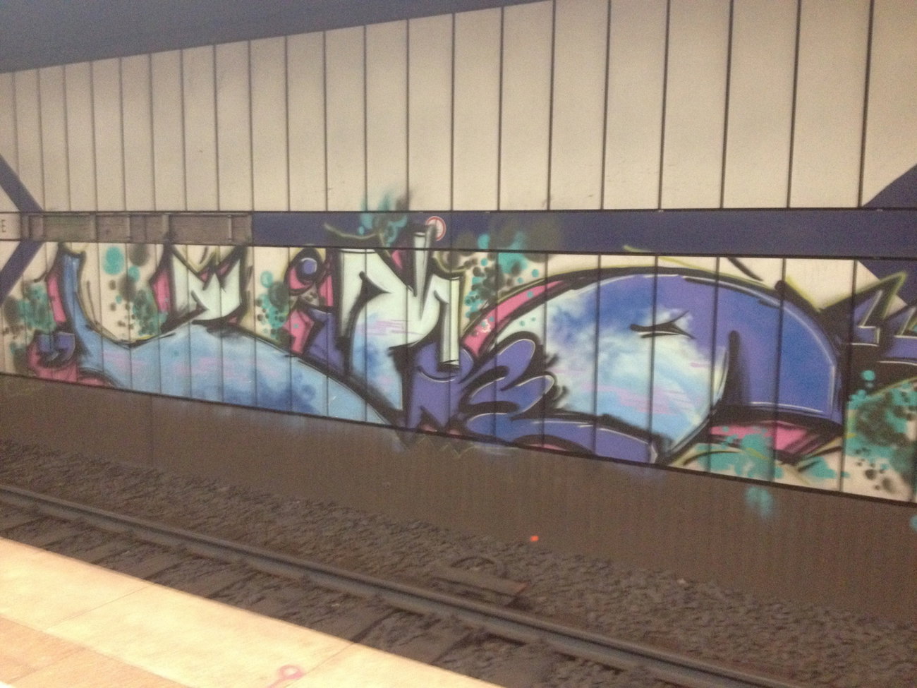 Graffiti Wall - Photo by panzerknacker - Zitro