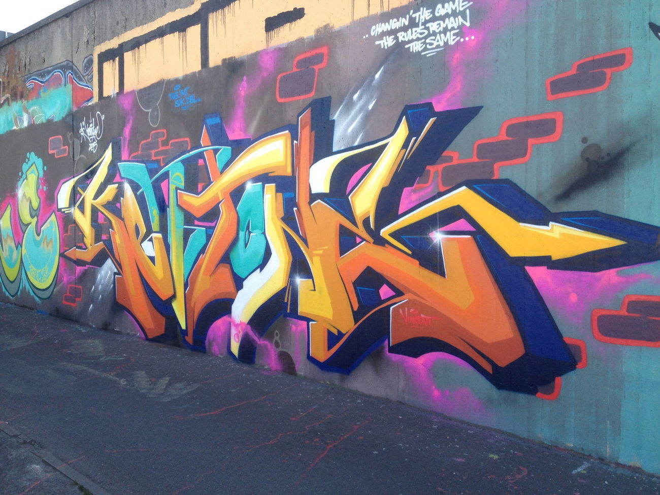 Graffiti Photo by panzerknacker