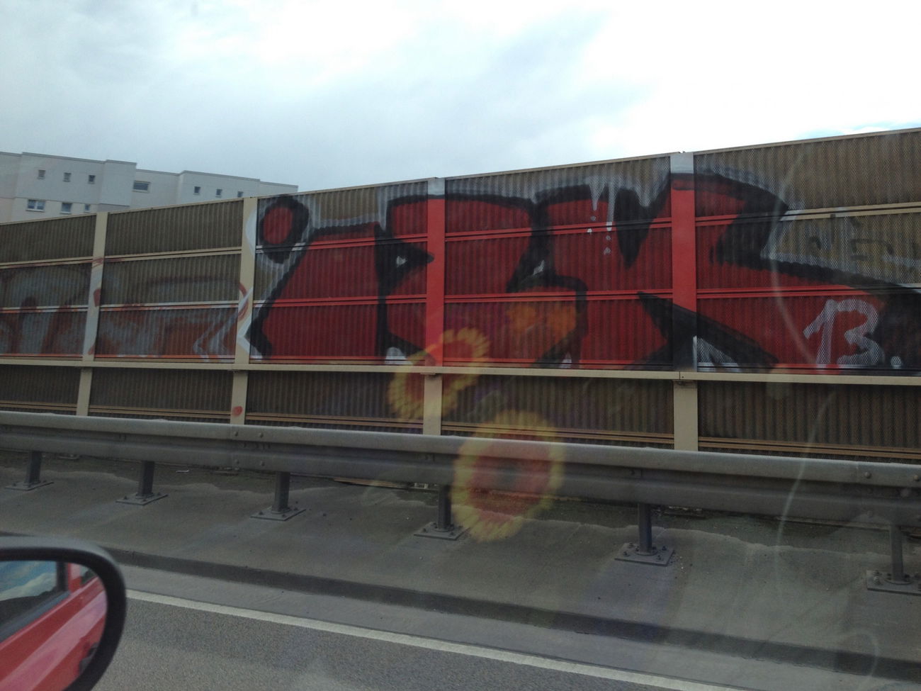 Graffiti Bombing - Photo by panzerknacker - Izk