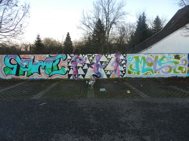 Graffiti Wall - Photo by paradoks