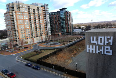 Graffiti Street Art in United States - Photo by paranoiq (2017)