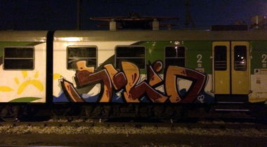 Graffiti Train in Warsaw - Photo by pardonmefrench - KM (2014)