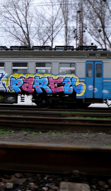 Graffiti Train - Photo by paren - 13