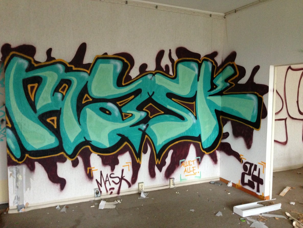 Graffiti Wall in Magdeburg - Photo by partytime - Mask, 24, 24er (2013)