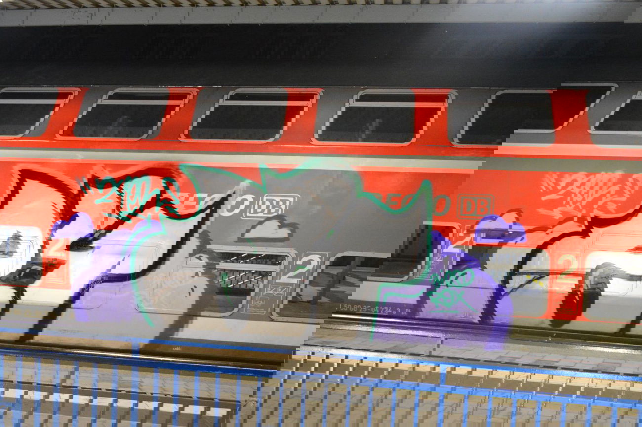 Graffiti Train - Photo by partytime - 24er, Biesd, Rox (2014)