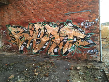 Graffiti Wall in Magdeburg - Photo by partytime - Biest, 24er (2014)