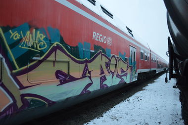 Graffiti Train - Photo by partytime - cais, 24, 24er (2014)