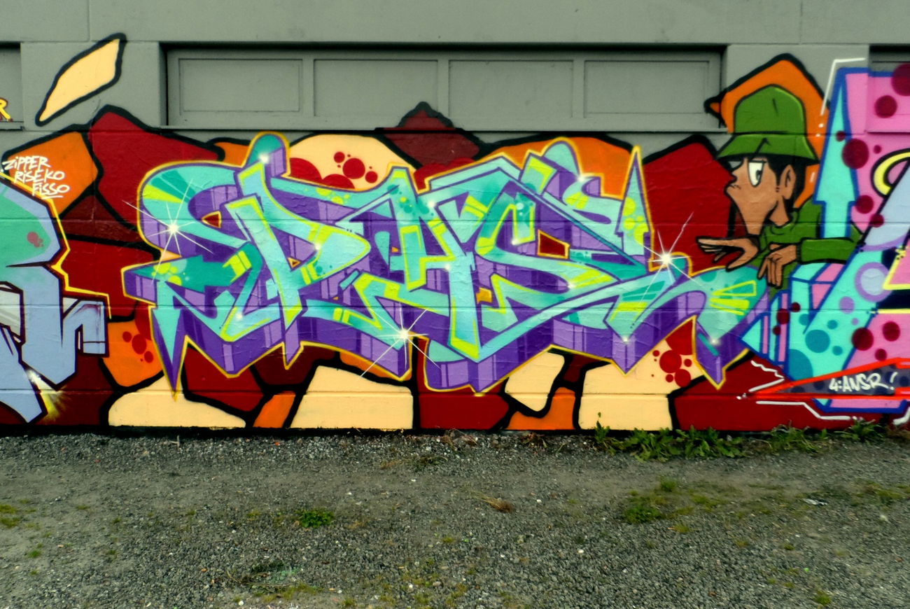 Graffiti Wall - Photo by pas1one