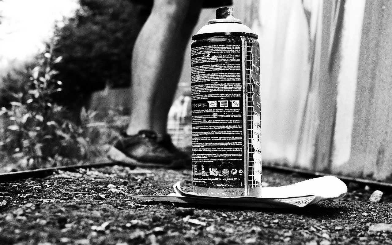 Graffiti Artwork - Photo by pasha - cans, city, moscow (2011)