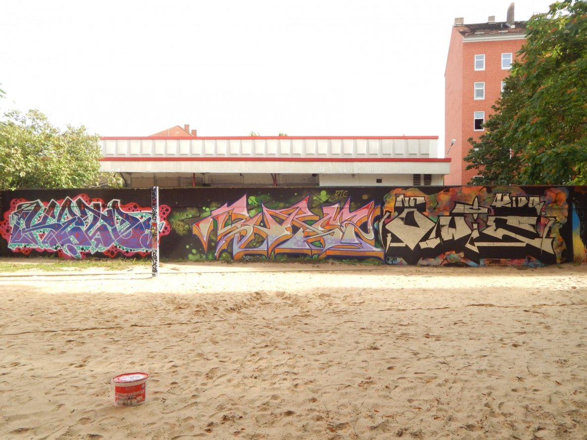 Graffiti Wall - Photo by paulkannnicht - keto, rgs, turm (2014)