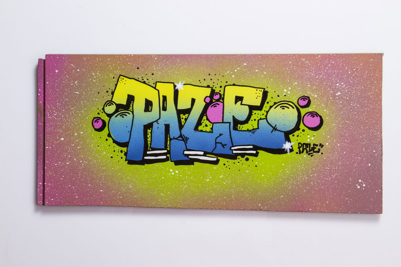 Graffiti Sketch in Budapest - Photo by pazh - blackbook (2016)