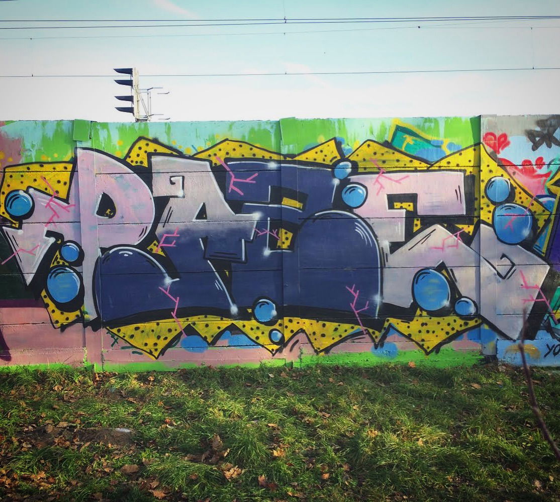 Graffiti Wall - Photo by pazh