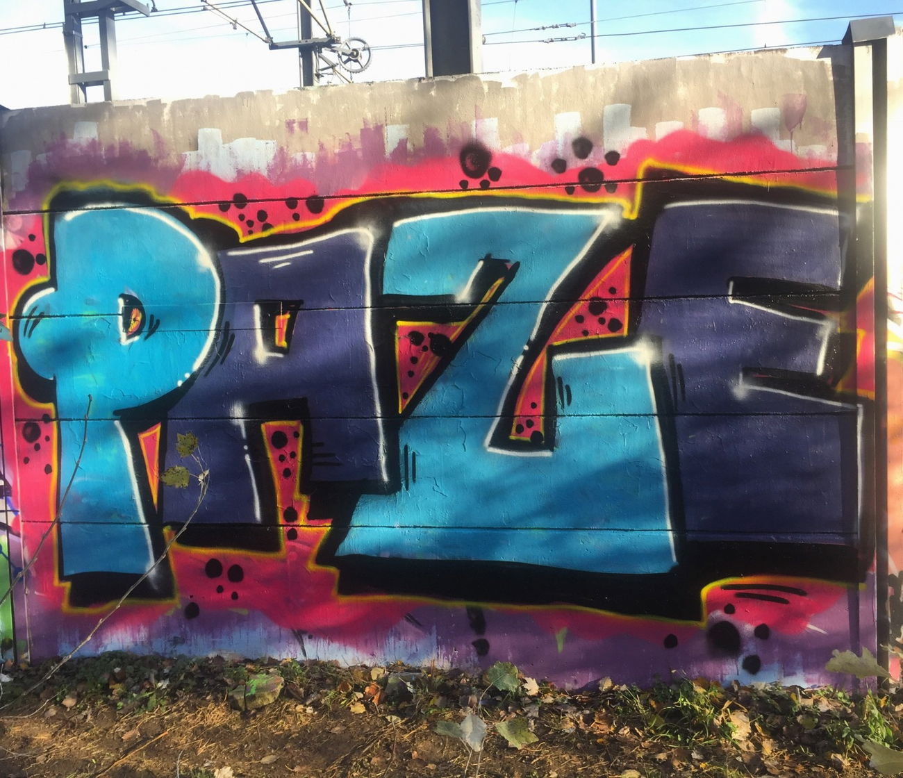 Graffiti Wall - Photo by pazh