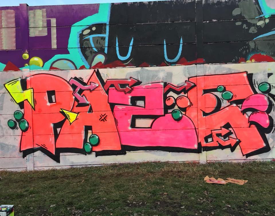 Graffiti Wall - Photo by pazh