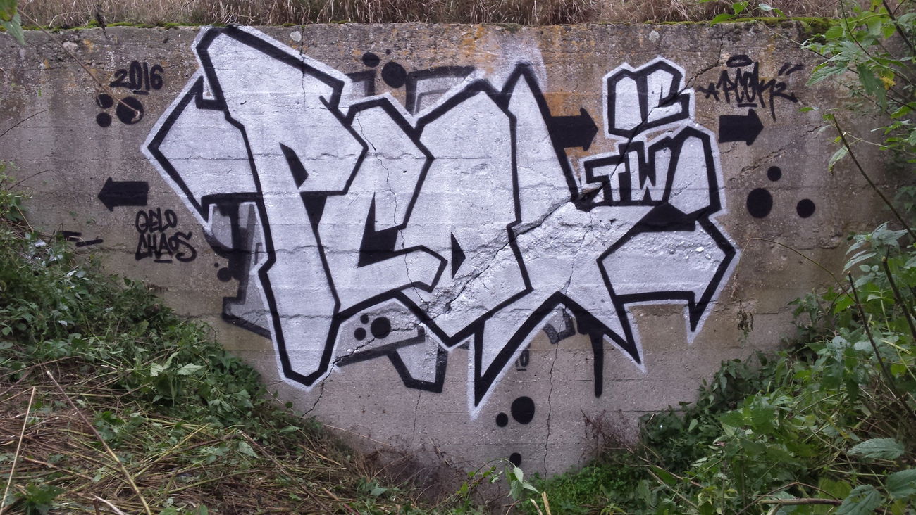 Graffiti Wall - Photo by pcok2 (2016)