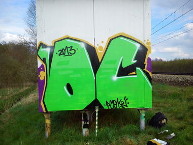 Graffiti Bombing - Photo by pcok2 (2013)