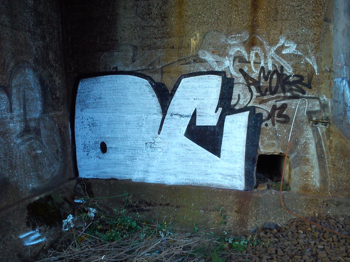 Graffiti Bombing - Photo by pcok2 (2013)