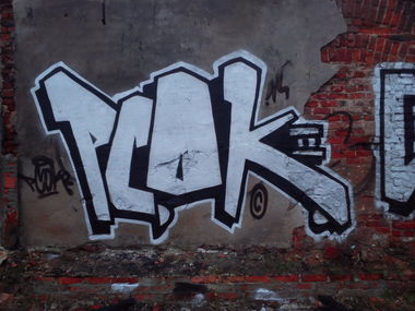 Graffiti Bombing - Photo by pcok2 (2014)