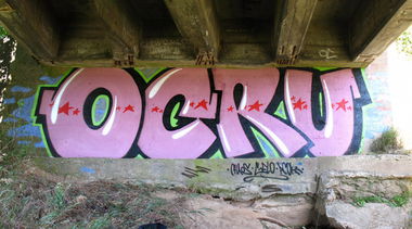 Graffiti Bombing - Photo by pcok2 - pcok2, oc (2013)