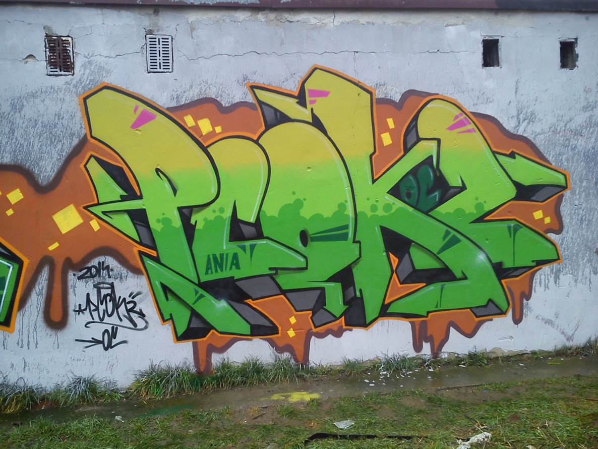 Graffiti Wall - Photo by pcok2 - pcok2, oc (2014)