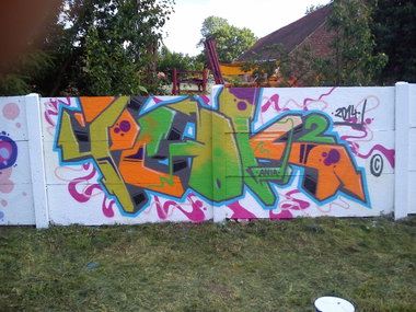 Graffiti Wall - Photo by pcok2 (2014)