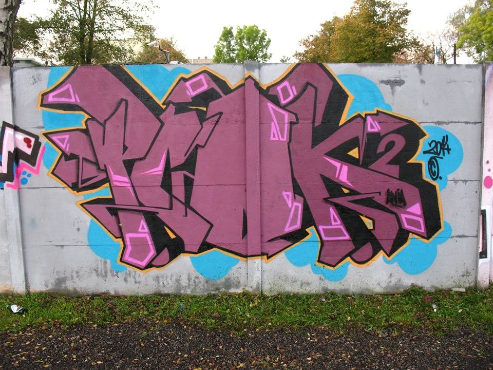 Graffiti Wall - Photo by pcok2 (2014)