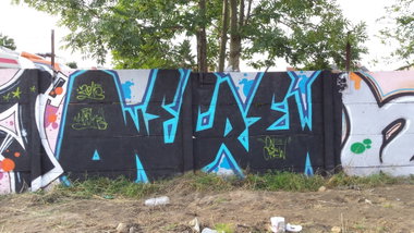 Graffiti Wall - Photo by pcok2 (2015)