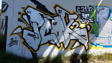 Graffiti Wall - Photo by pcok2 (2017)