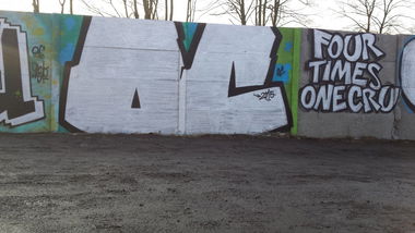 Graffiti Bombing - Photo by pcok2 (2015)