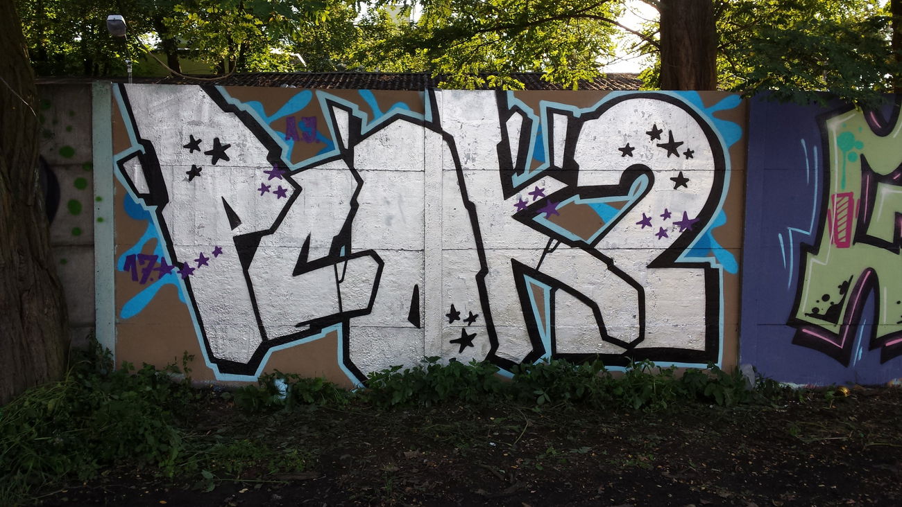 Graffiti Wall - Photo by pcok2 (2017)