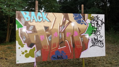 Graffiti Wall - Photo by pcok2 (2015)