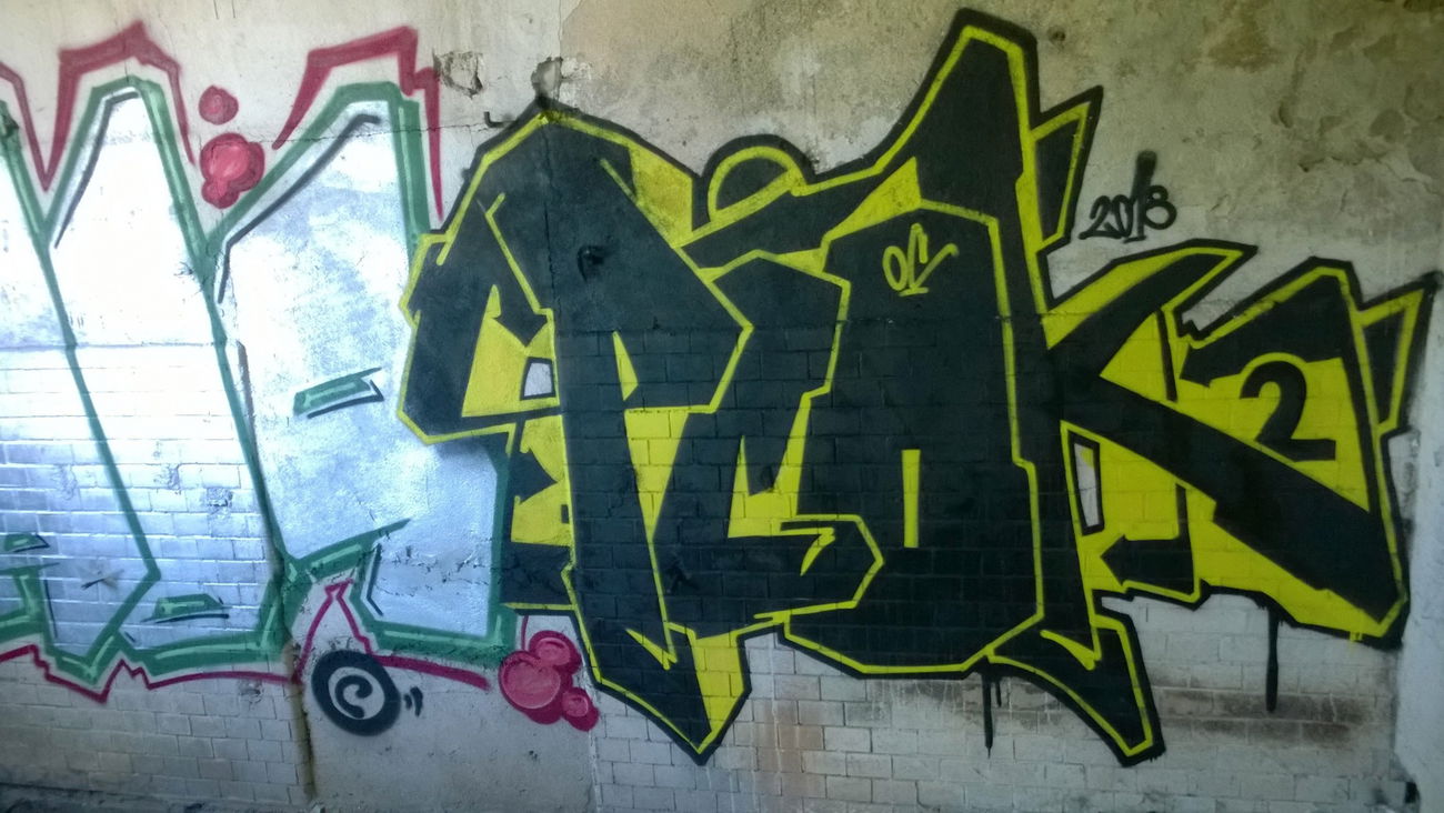 Graffiti Bombing - Photo by pcok2 (2018)