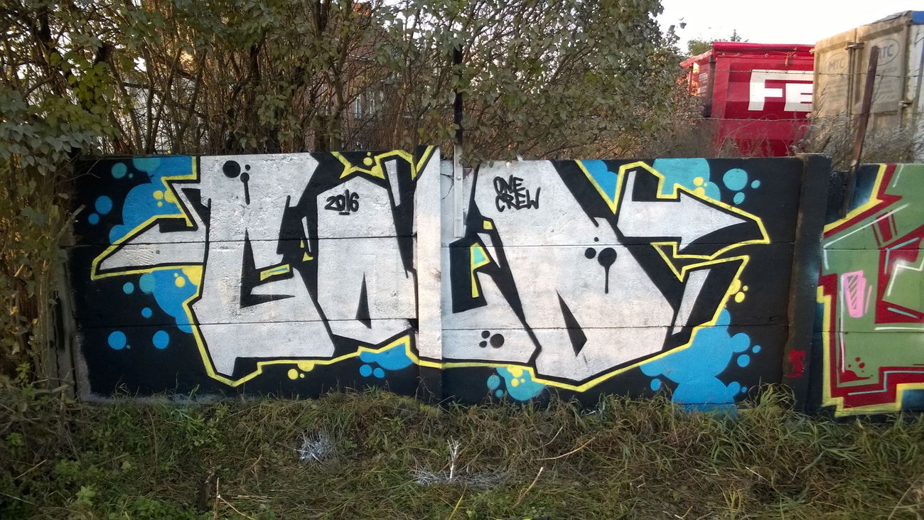 Graffiti Wall - Photo by pcok2 - gold, pcok2, gelo (2016)