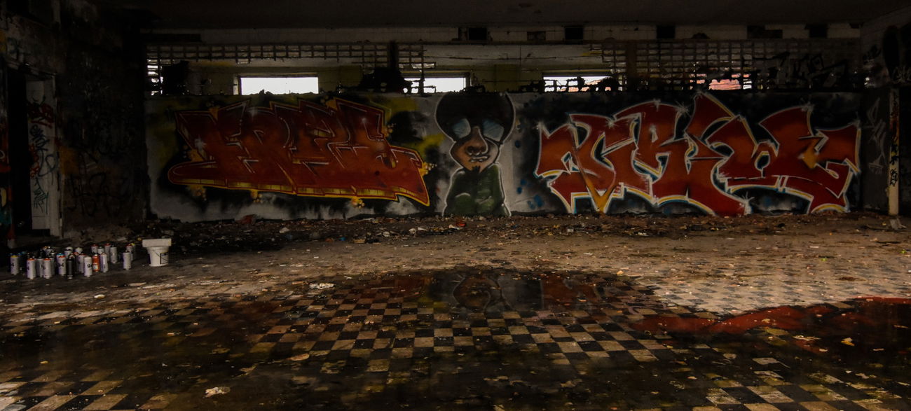 Graffiti Wall - Photo by peacemaker - Hannover, conti, graffiti