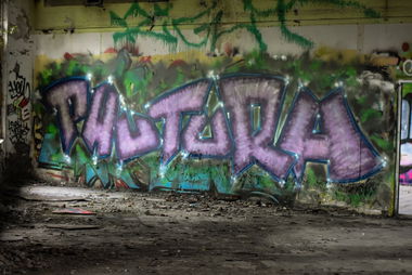 Graffiti Wall - Photo by peacemaker - hannover, conti, continental