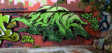 Graffiti Wall in Frankfurt - Photo by peaks76 - peak, dga, znc (2009)